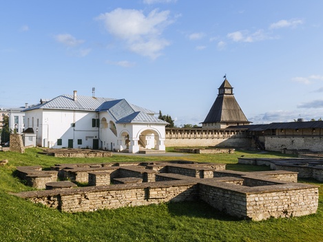 Экскурсия по Кремлю и центру Пскова, пешеходная Экскурсия по Кремлю и центру Пскова, пешеходная