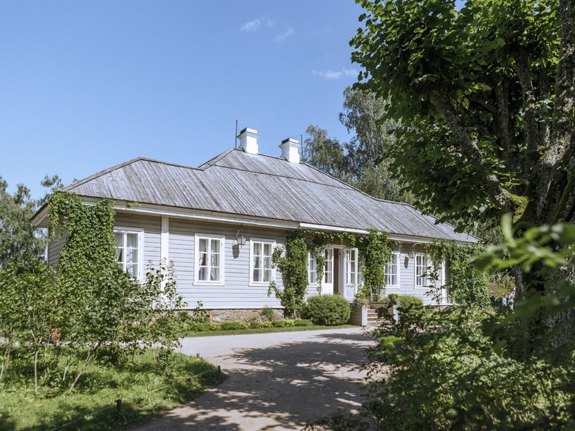 Экскурсия в Пушкинские Горы (Михайловское, Тригорское и Святогорский монастырь), автобусно-пешеходная