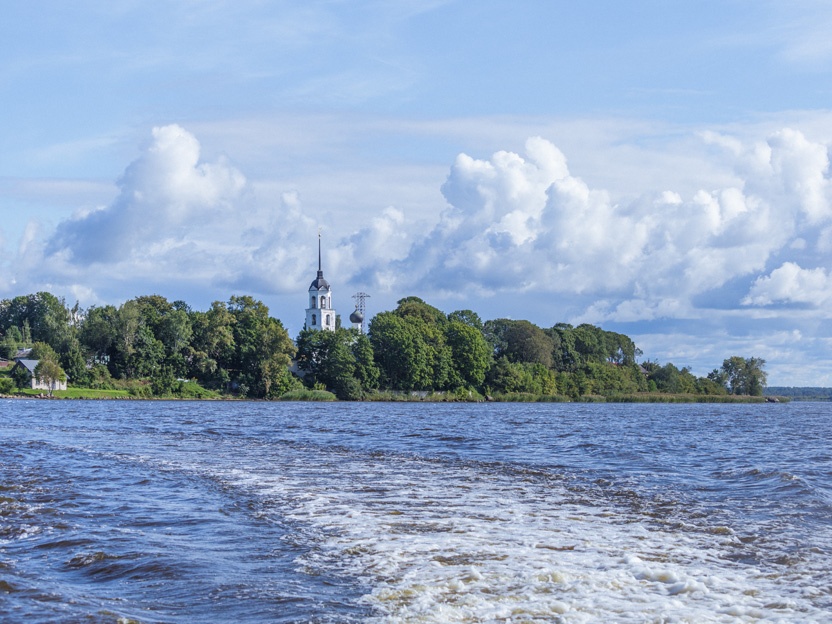 Индивидуальная экскурсия на Талабские острова с посещением Спасо-Елеазаровского женского монастыря