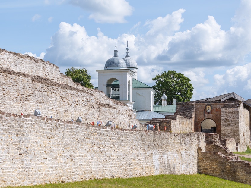 Индивидуальная экскурсия в Изборск