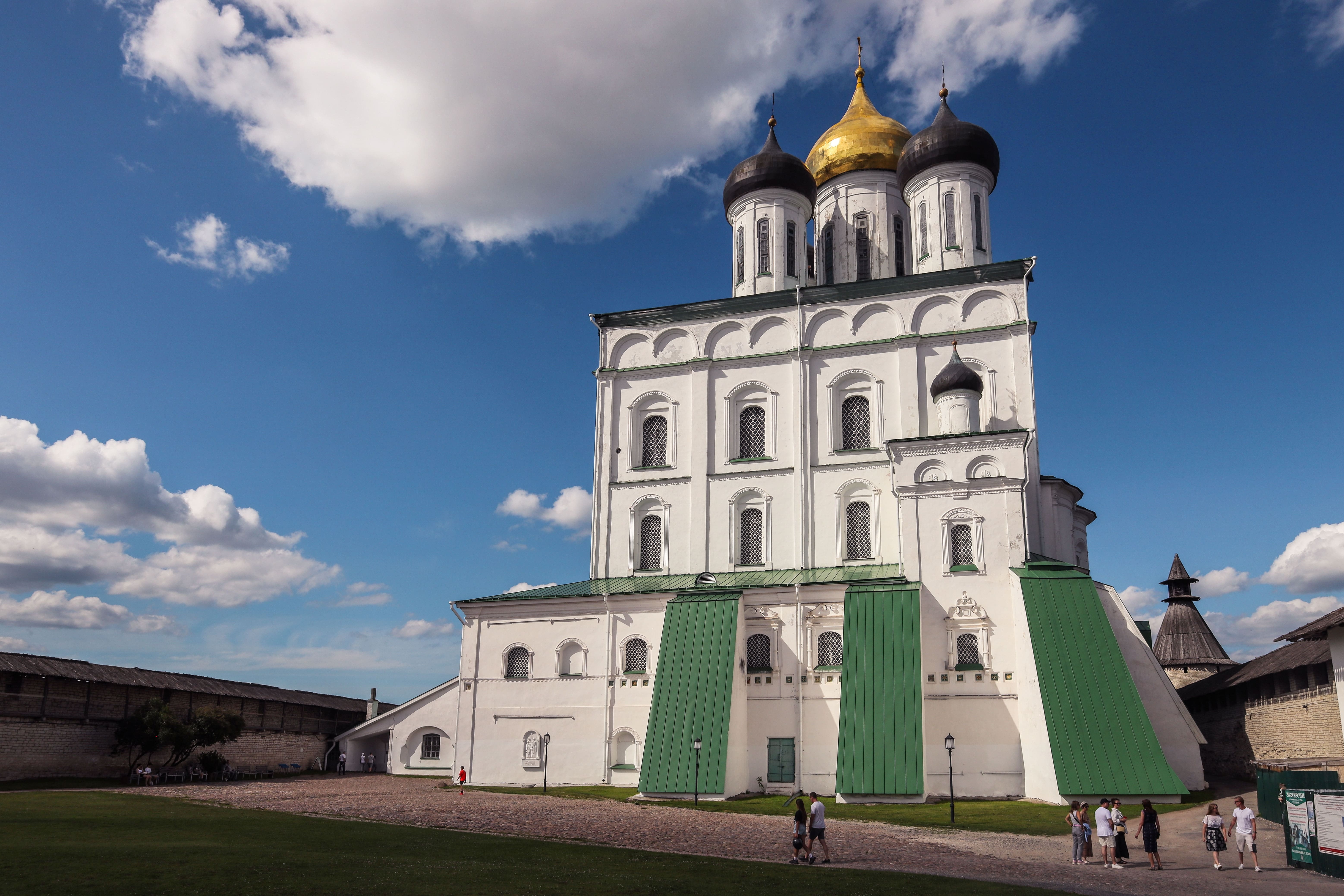 Псковский Кром: сердце древнего города