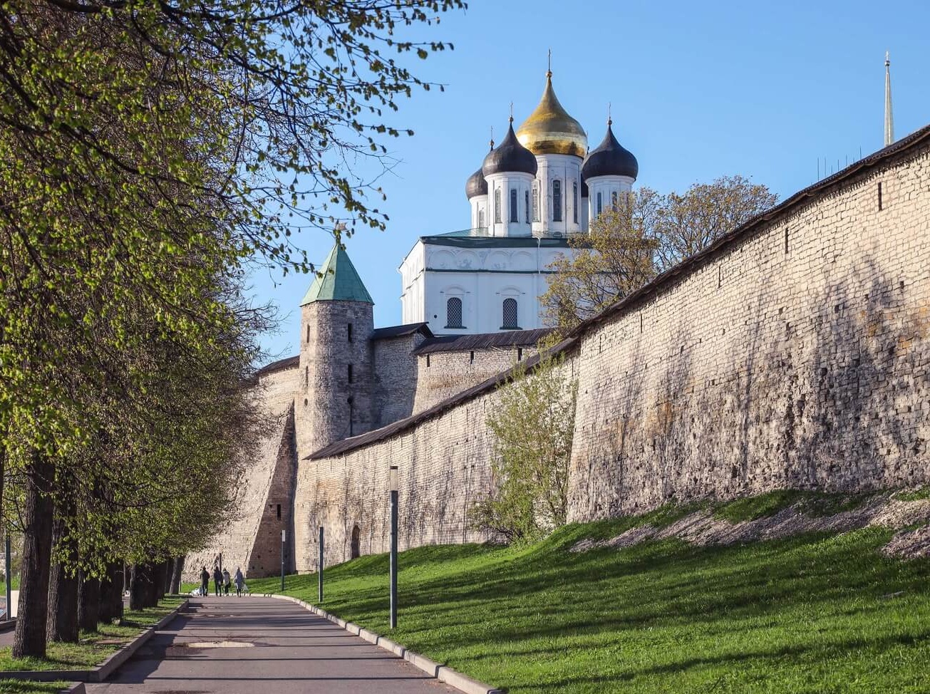 Школьный тур «Краткий справочник Пскова» 2 дня