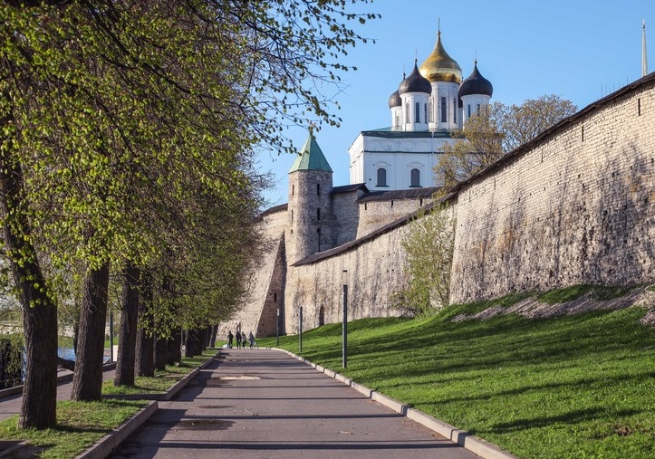 Экскурсия по Кремлю и центру Пскова, пешеходная Экскурсия по Кремлю и центру Пскова, пешеходная